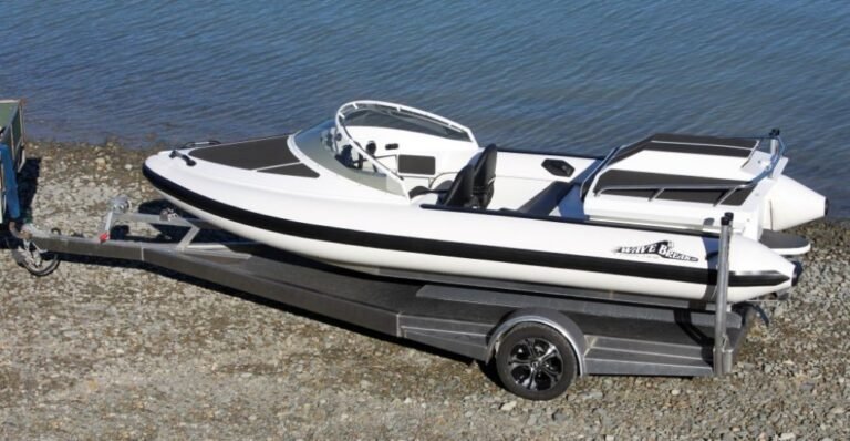 Explore Top 5 Boat Trailer Manufacturers in USA